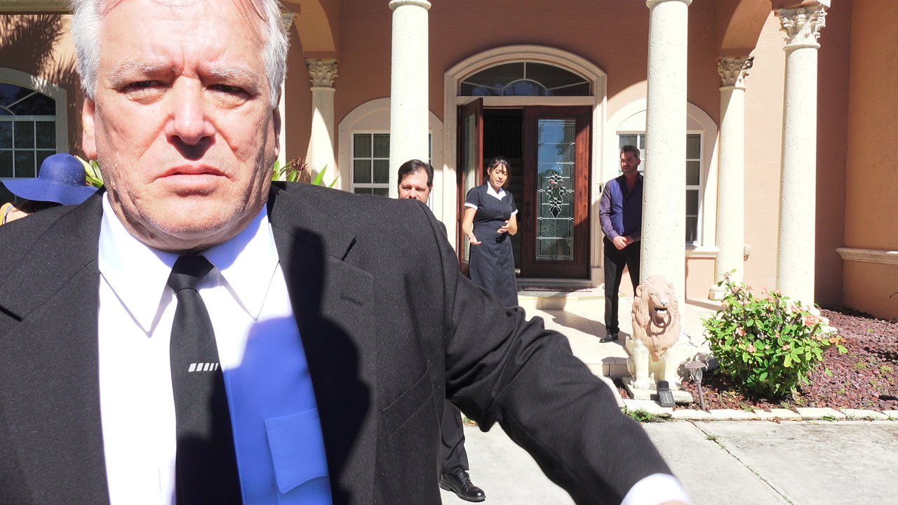 Behind the scenes photo 3 from The Hitmen Movie production showing filming process and cast